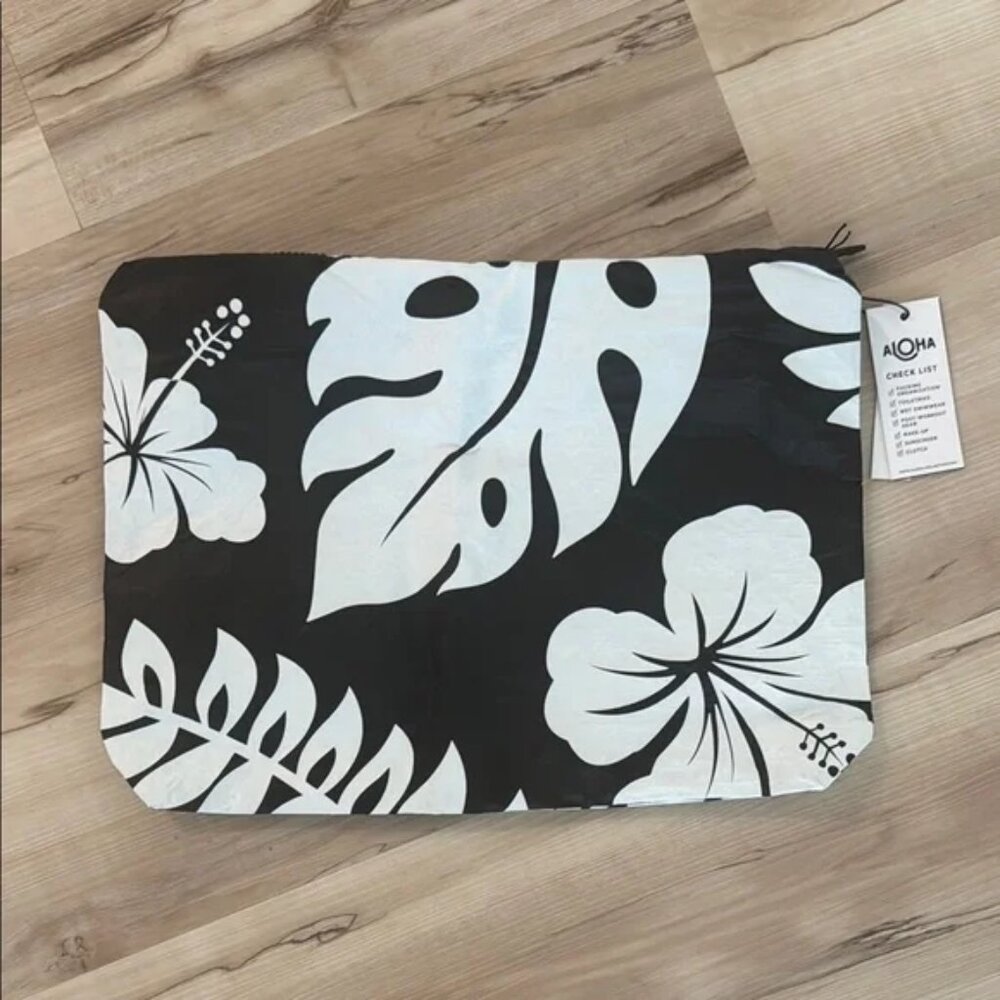 ALOHA Collection Waipio Black & White Max Bag